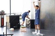 kaiyun-巴黎队医确认马尤卢内收肌伤势 康复进程持续进行中